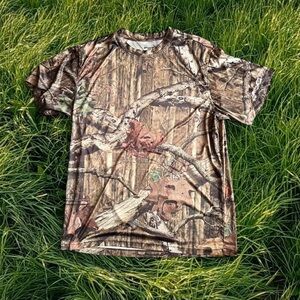 Men’s Camo Mossy Oak Underlayer Tee Size L